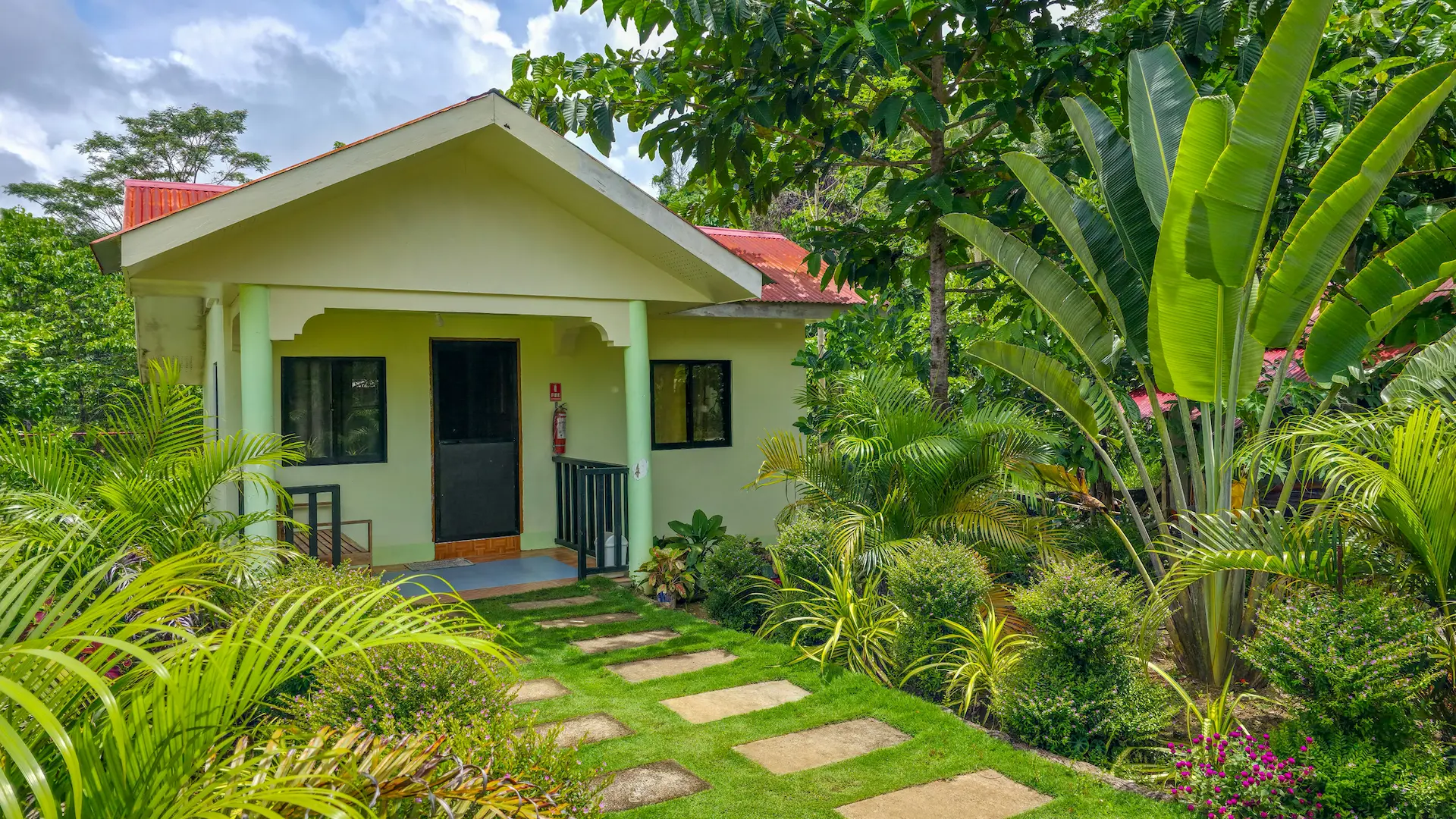 Snug Family Room standalone cottage exterior with private entrance